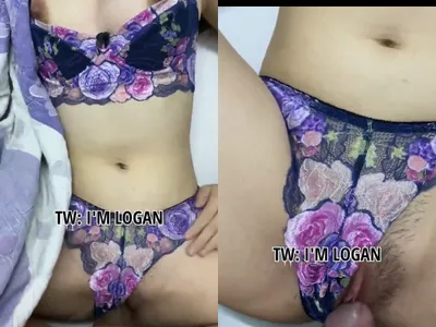Quan hệ em em gái vú ngon trong bộ đồ lót tím mới tặng
